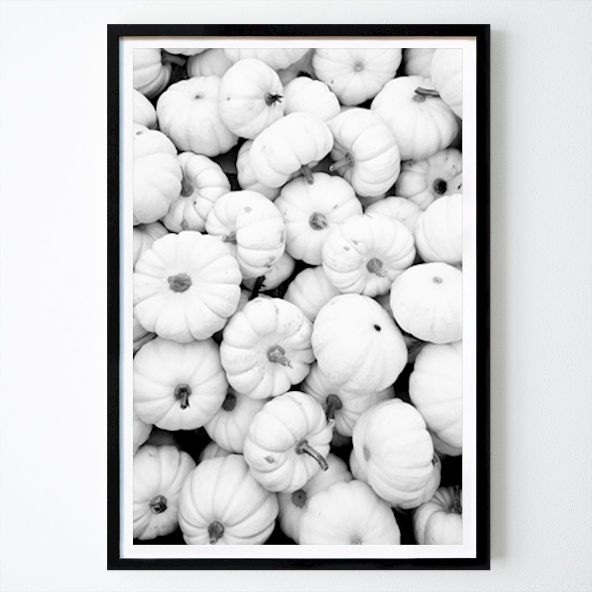 Black & White Poster: Fall in black and white by Lidia van Bodegraven