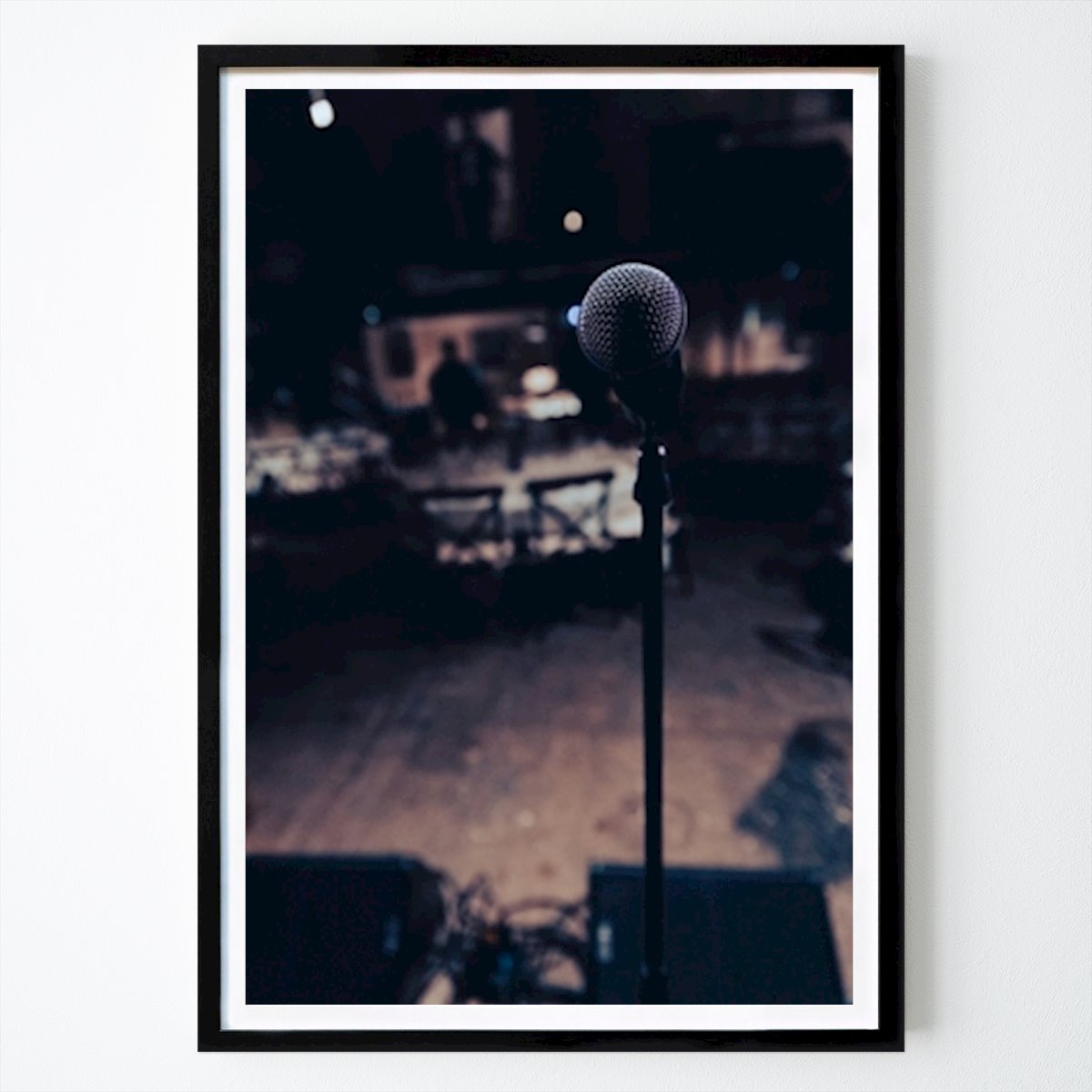Hobby Poster: Lonesome microphone by Chris Art