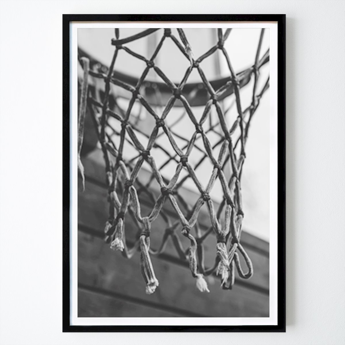 Basketball Poster: Basketballkorb in Schwarz und Weiß von Josefine Ottosson