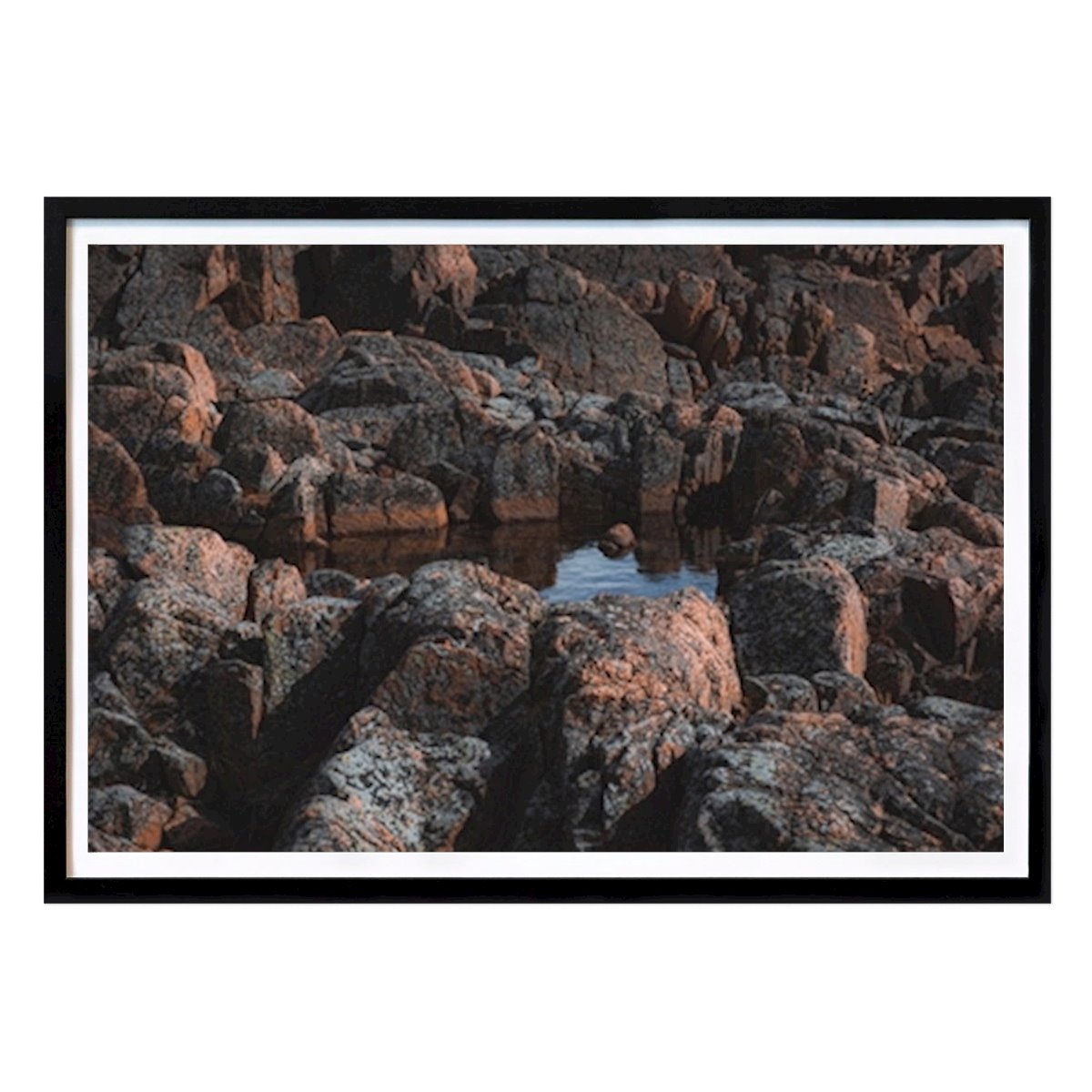 Abstrakt Poster: Pöl i granit av L.Jonsson av Ludwig Jonsson
