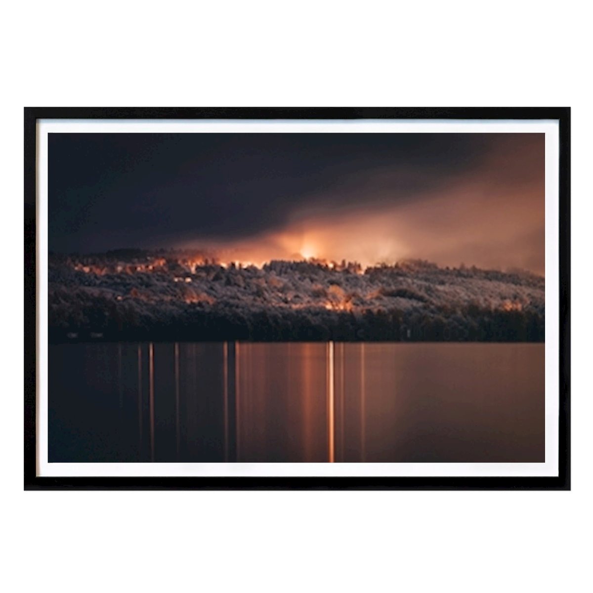 Människor & Porträtt Poster: Alnö Första snön av Markus Lundholm