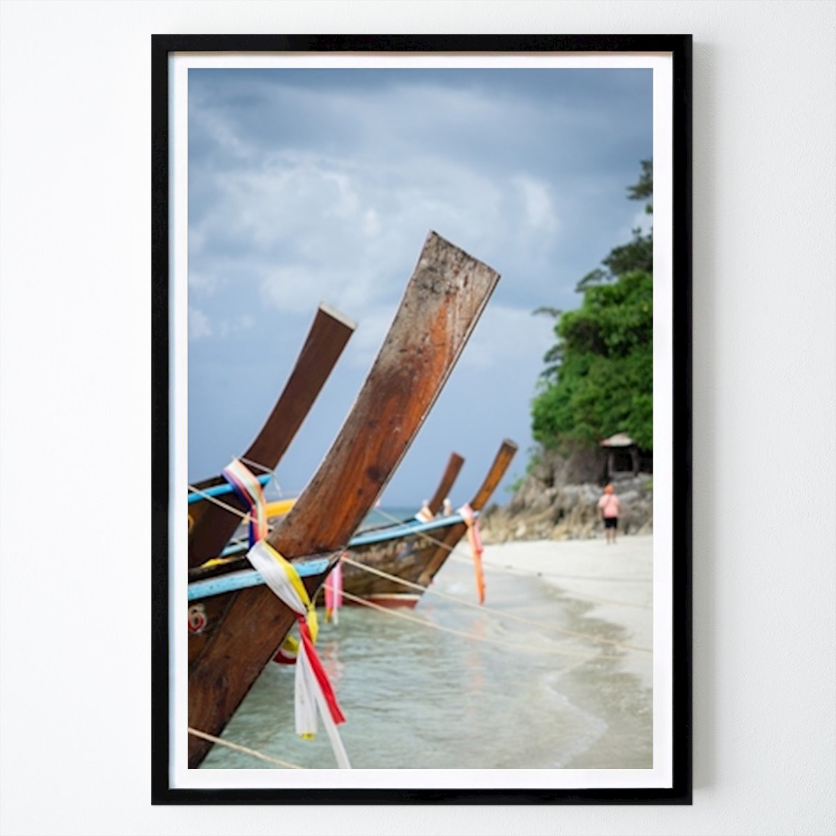 Naturaleza Póster: Longtail Boats Thailand Beach de Roman Fuchs