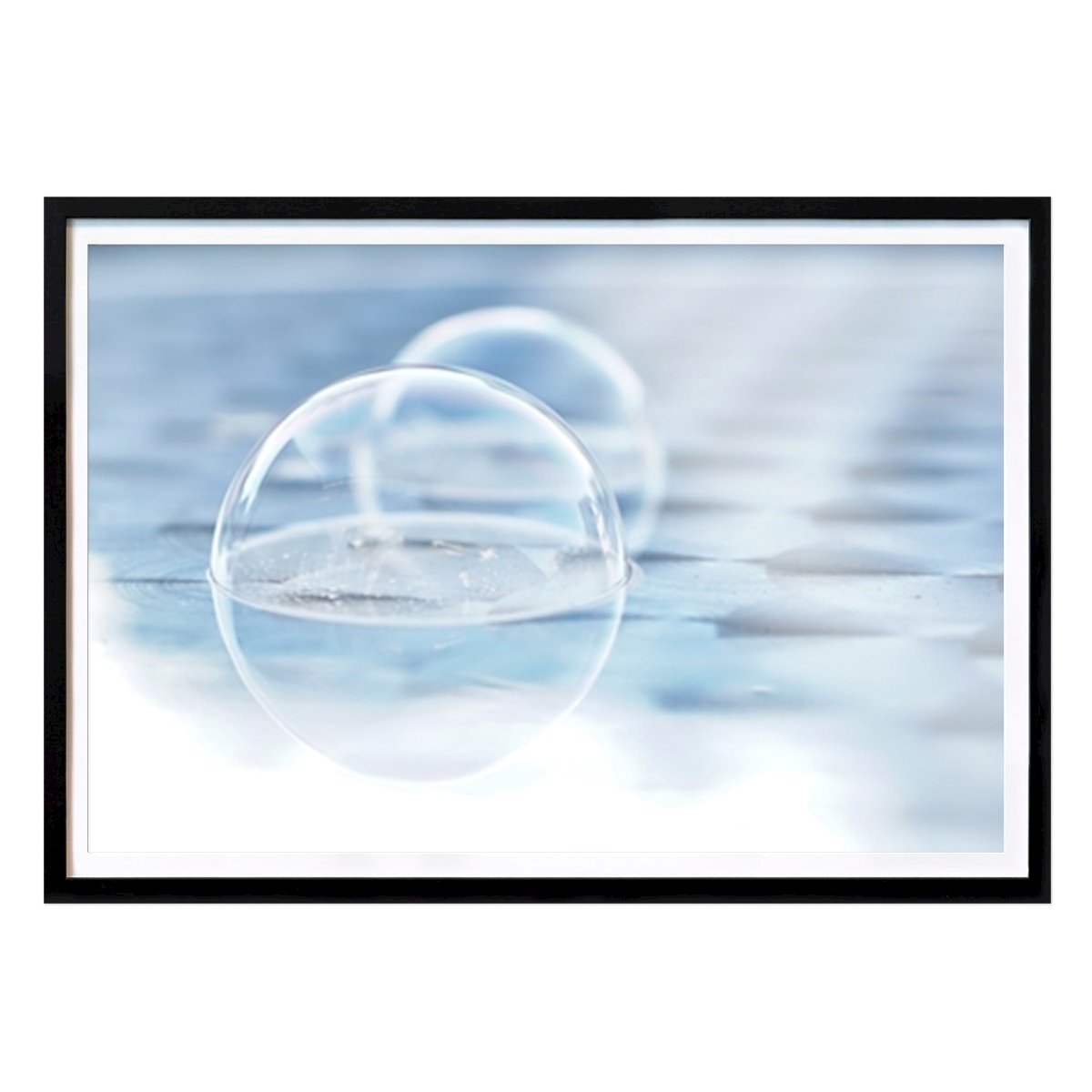 Fotokonst Poster: Half a whole soap bubble av Katharina Vogt