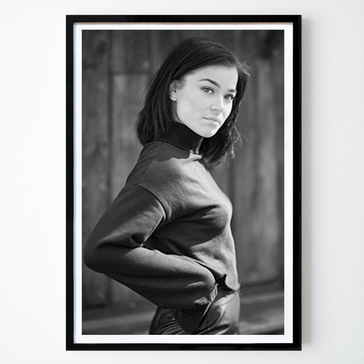 Black & White Poster: Women in sunshine by Marcus Bergström
