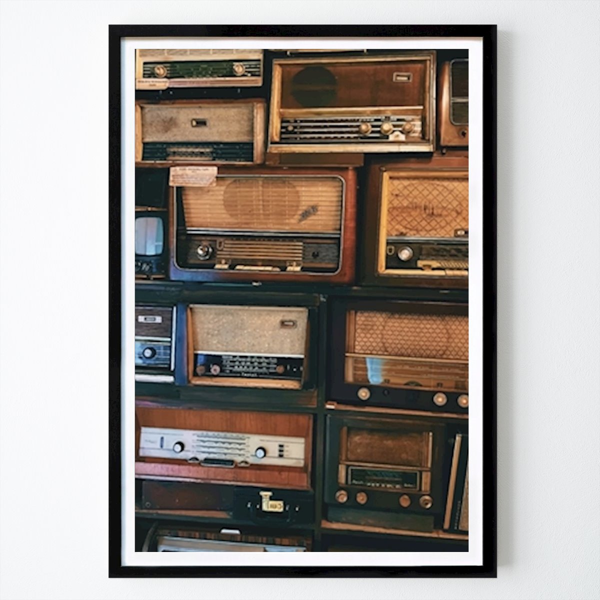 USA Poster: Antik radio av Maju Makmur