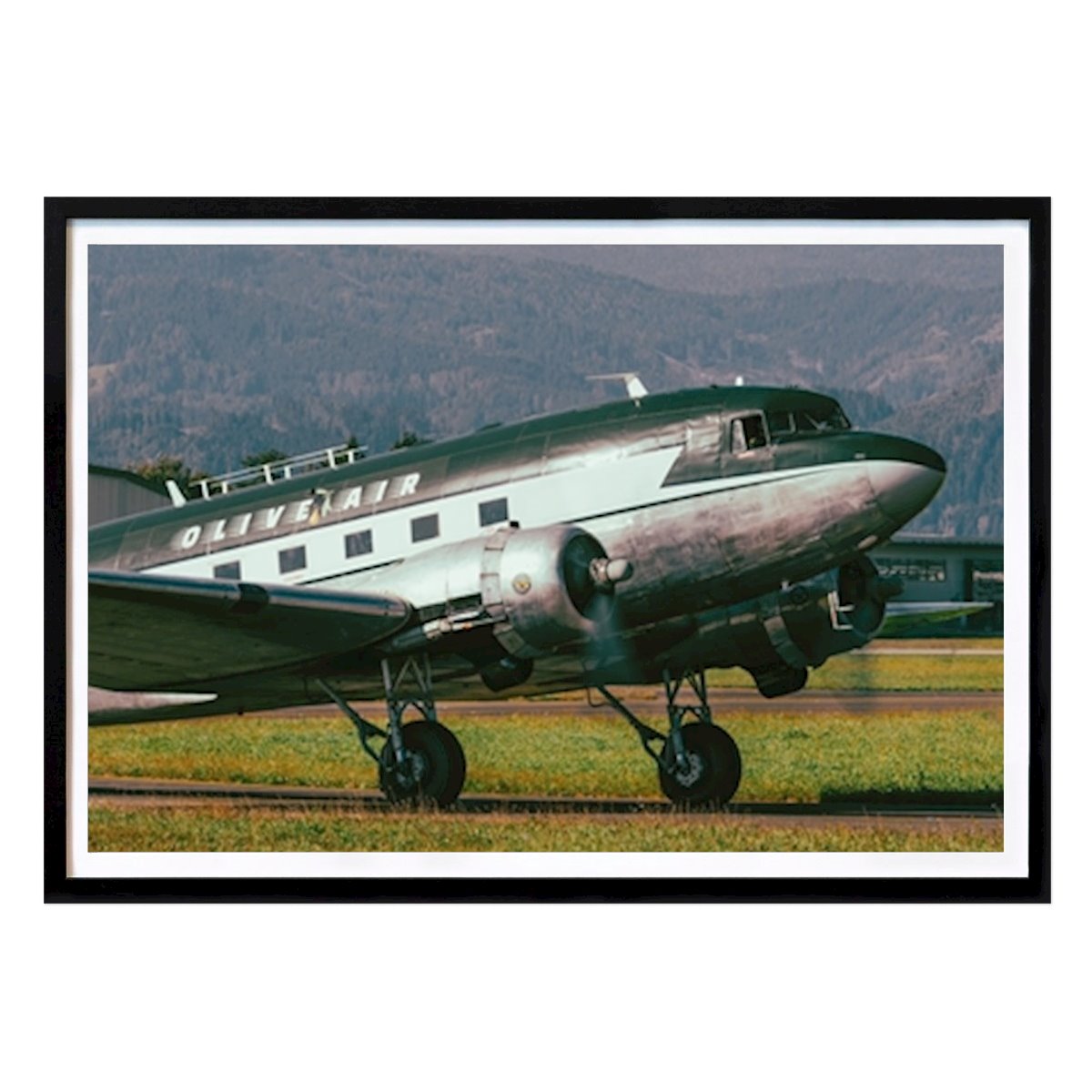 Retro & Vintage Plakat: Douglas DC3 av Peter Brauns