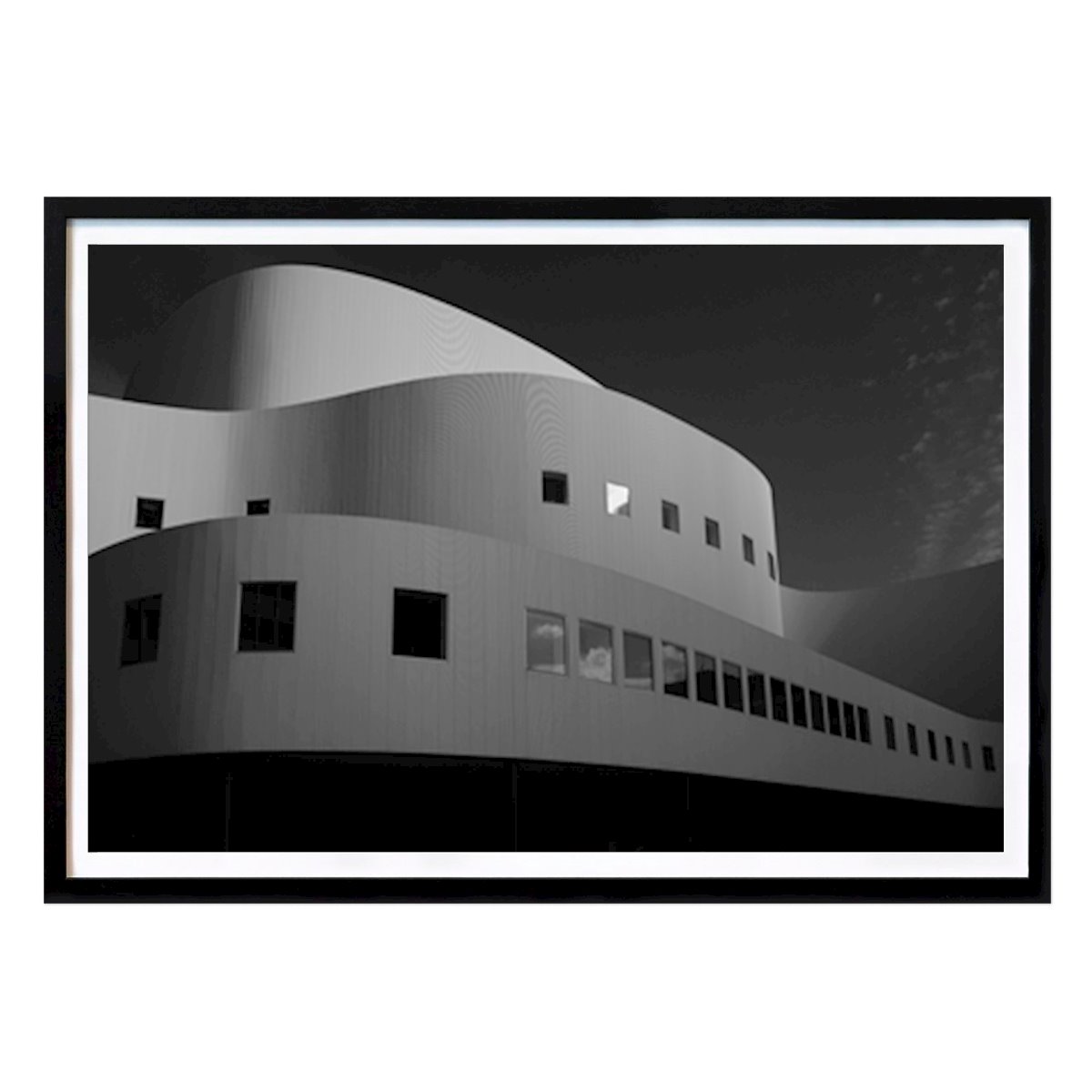 Cidades & Países Poster: A modern building in B/W de Karsten Schumacher