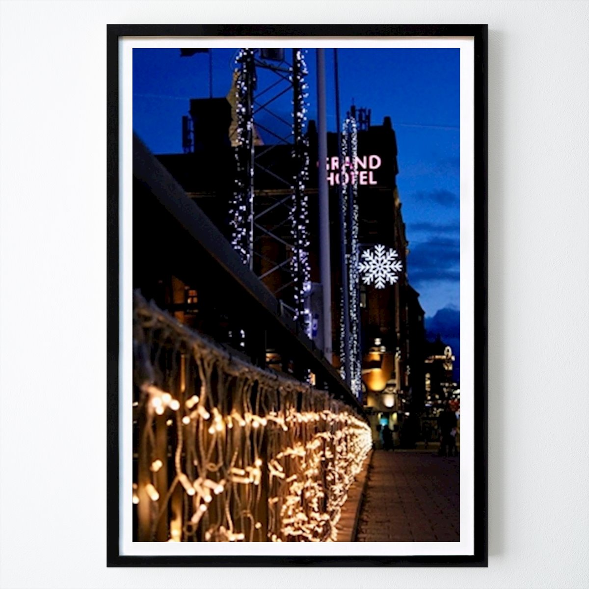 Architektur & Design Poster: The Magic of Christmas Lights von Stefana Asanovic