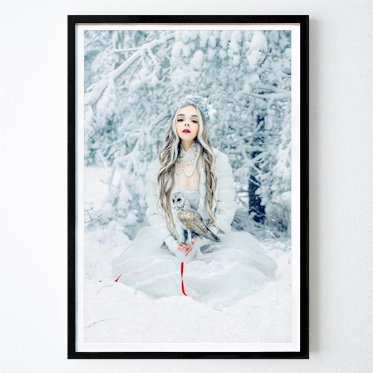 Djur Poster: Snöjungfru med uggla av Ruslan Bolgov