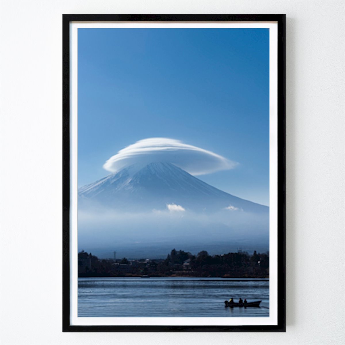 Przyroda Plakat: Parasol chmurowy nad górą Fuji autorstwa Emin Gaaya