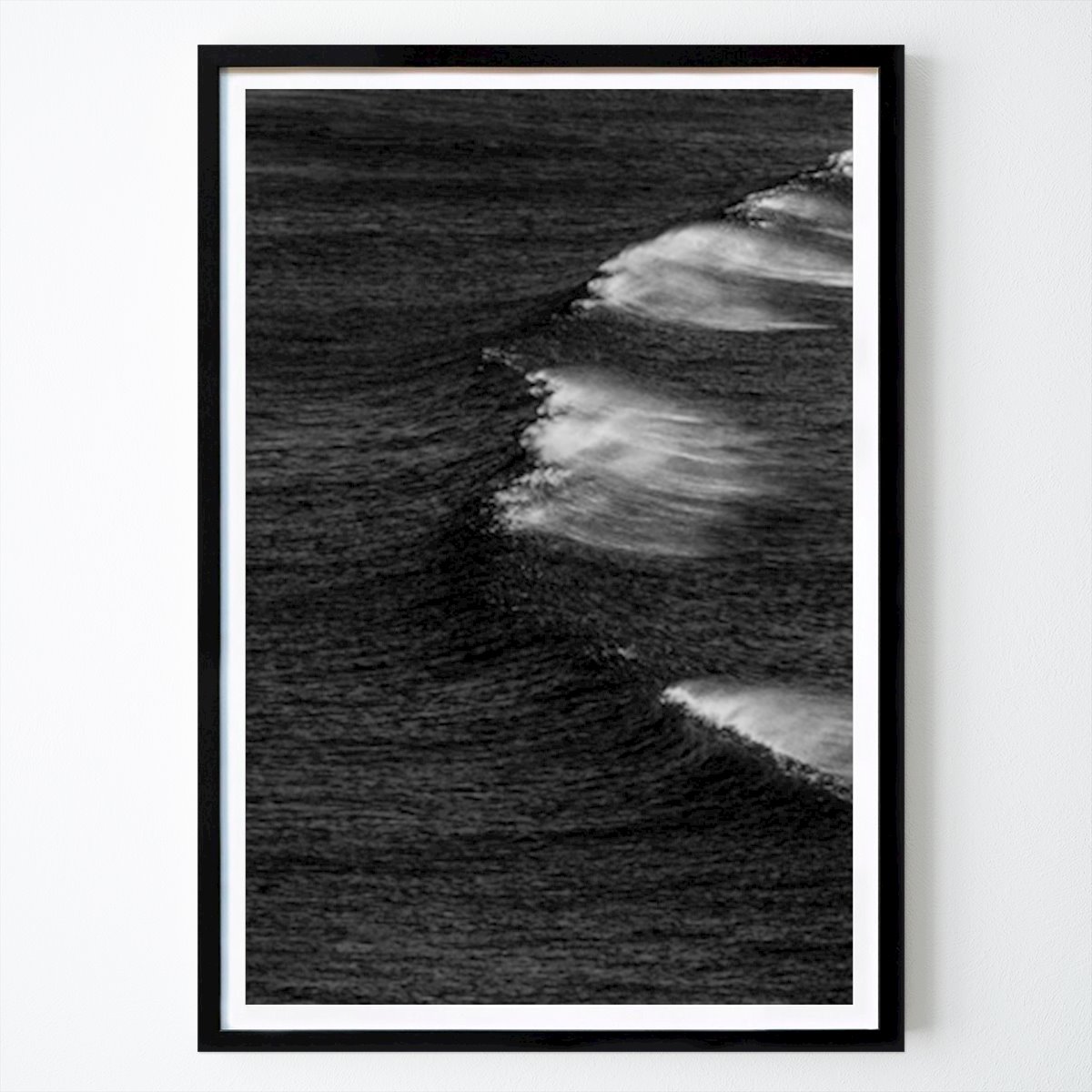Svartvit Poster: Mesmerizing Motion Of Ocean Waves av Shot by Clint