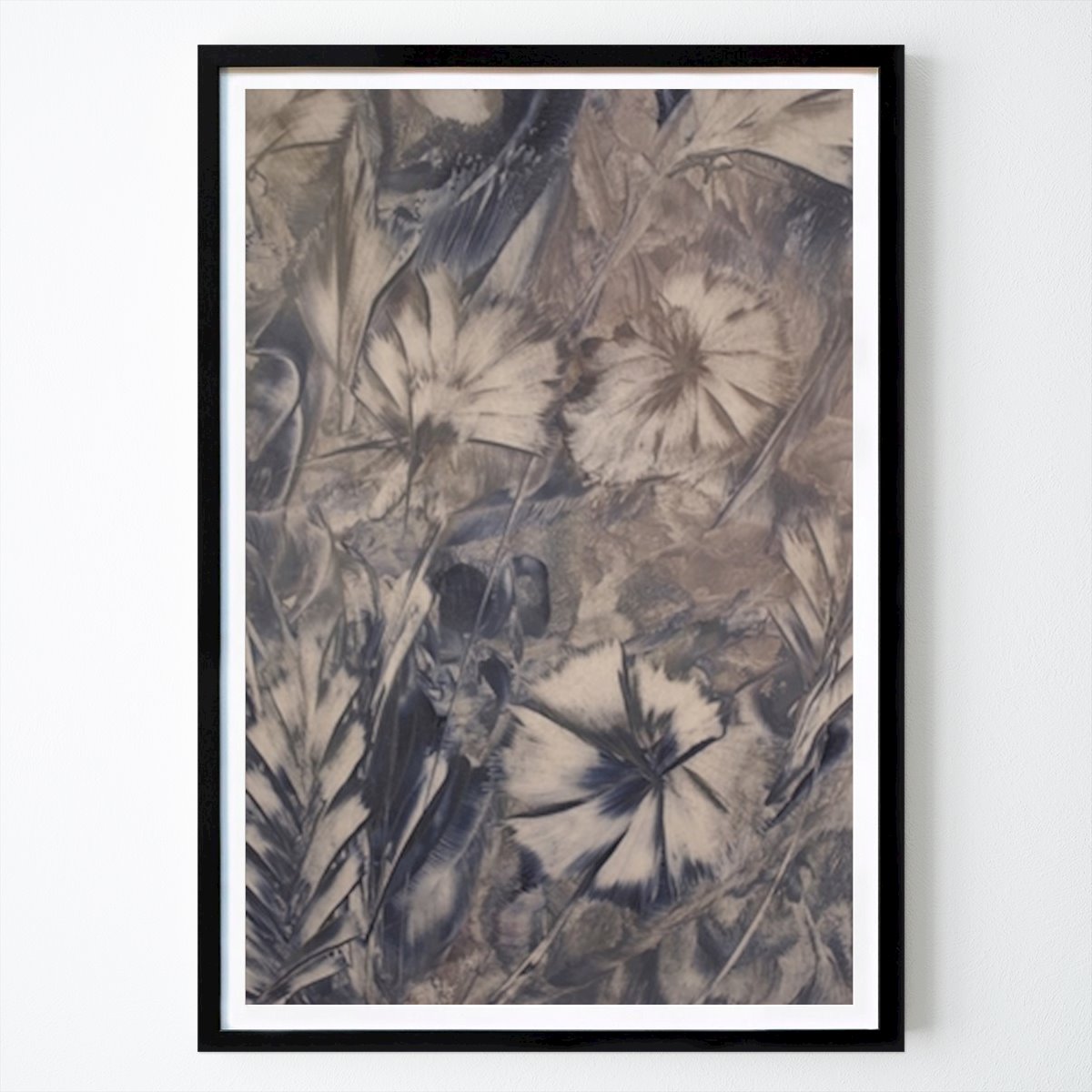 Fleurs & Plantes Affiche: Les murmures de la nature : un paysage onirique floral texturé par Camilla Berglund