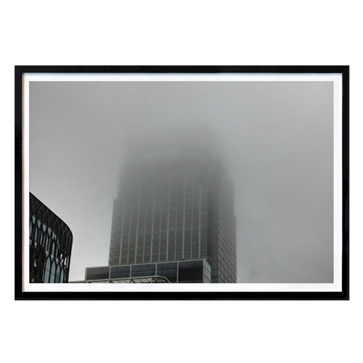 Kaupungit & Maat Juliste: Mysteerin peitossa: Torni sumussa tekijänä Felix Warmuth