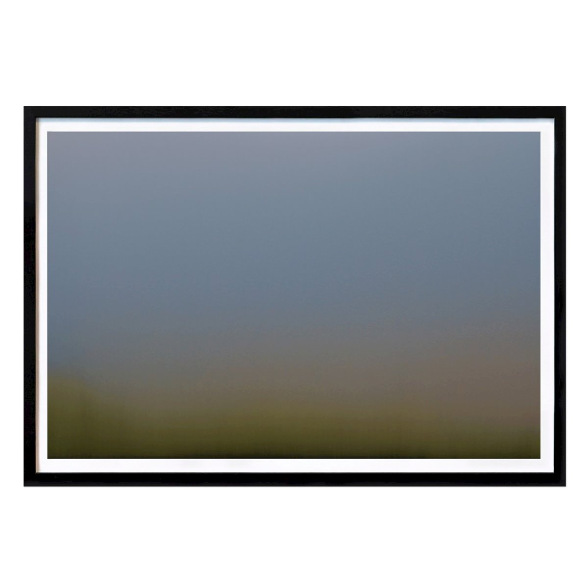 Natura Poster: Whispers of Nature: A Dreamy Beach Scenery in Soft Focus di Sebastian Vietz
