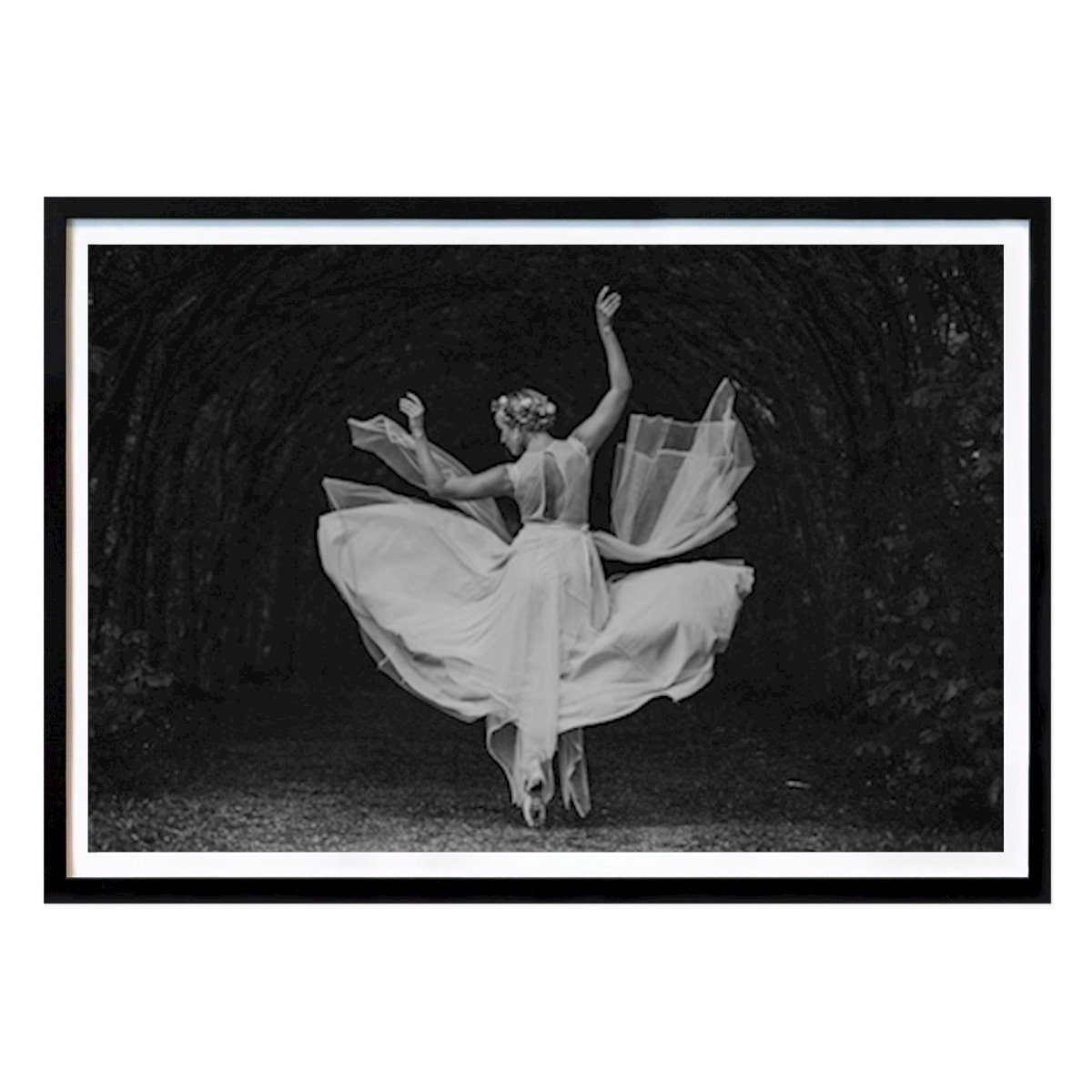 Bianco e nero Poster: Ballerina II di Christell eberstein