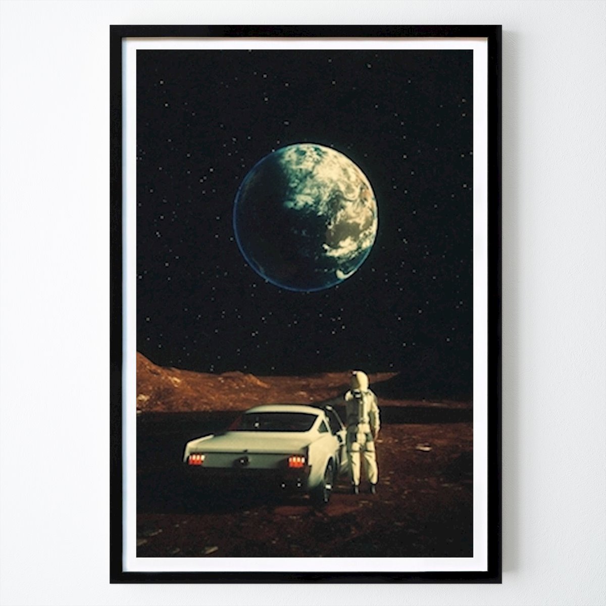 Retro & Vintage Poster: Far From Home - Space Art av Taudalpoi