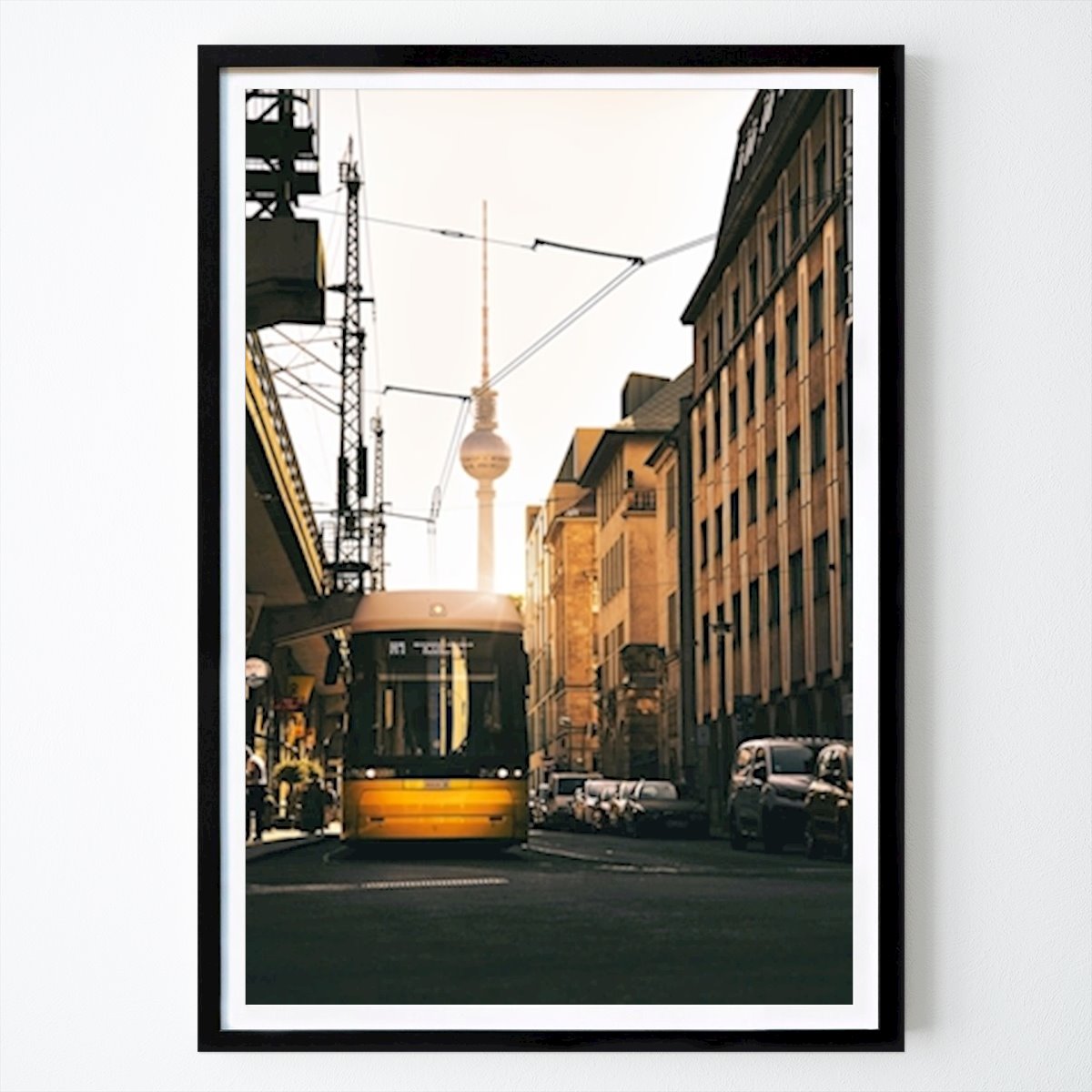 Berlim Poster: Bonde e Torre de TV de Der Walle
