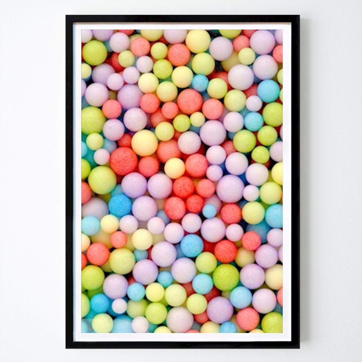 Pop Art Poster: Colorful styrofoam balls by Jürgen Moers