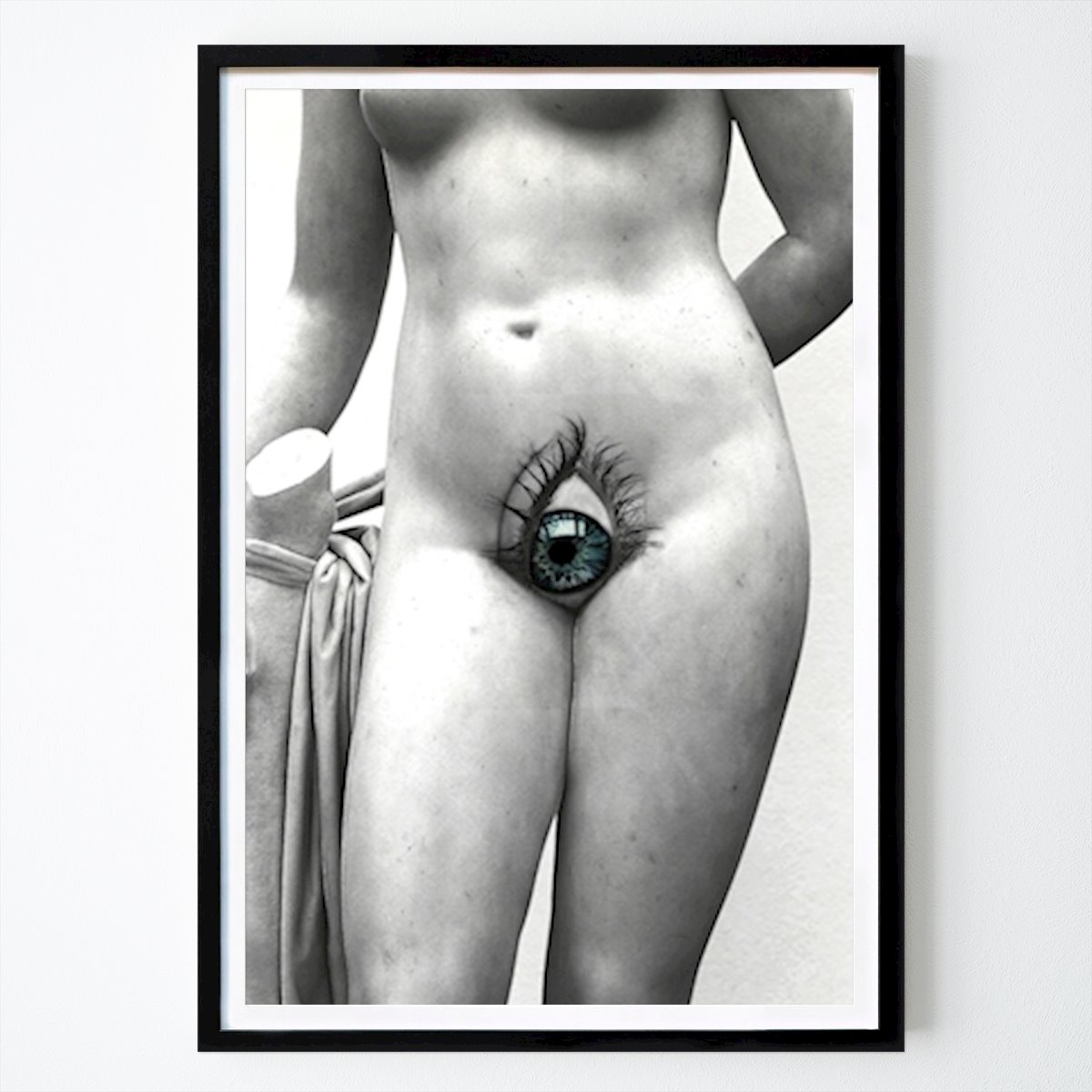 Pop Art Poster: The naked look by Beto Val