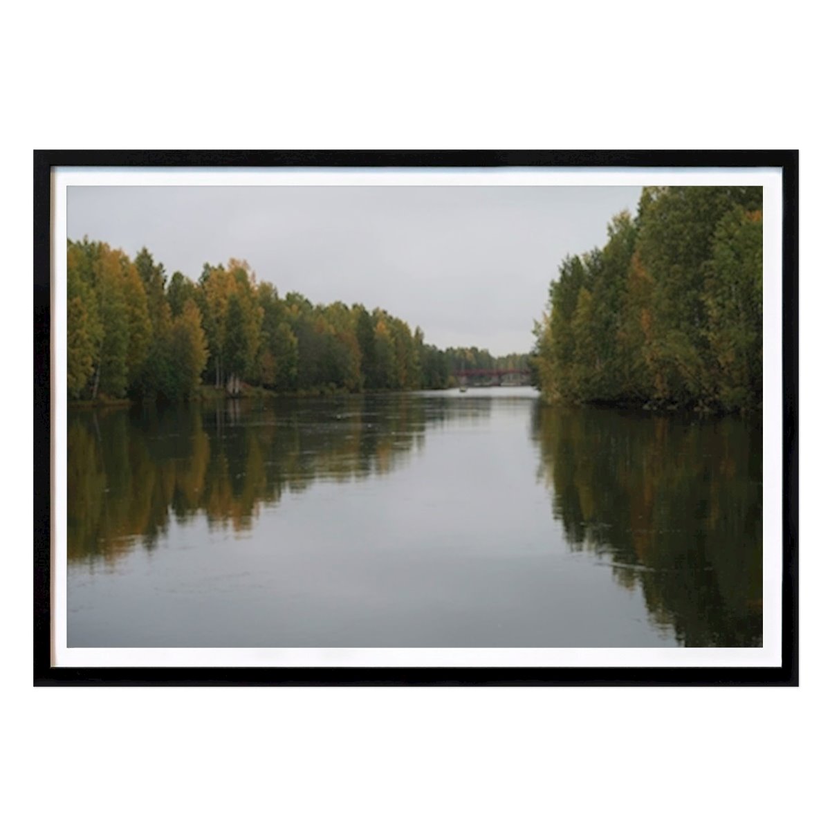 Höstspegling Poster von Lena Andersson – Natur Wandbild – Printler